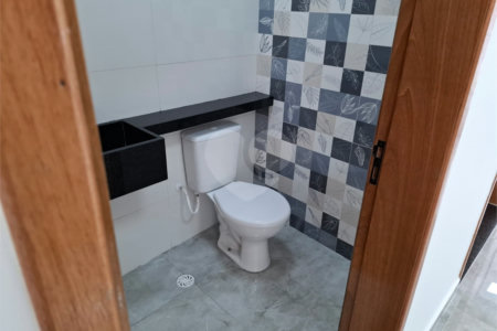 Casa à venda ou para alugar com 3 suítes no condomínio Residencial Veredas, Mogi das Cruzes - SP