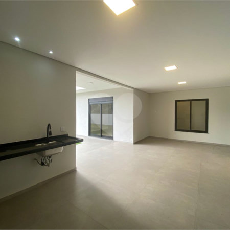 Casa à venda com 3 suítes no condomínio Campo de Toscana, Vinhedo - SP