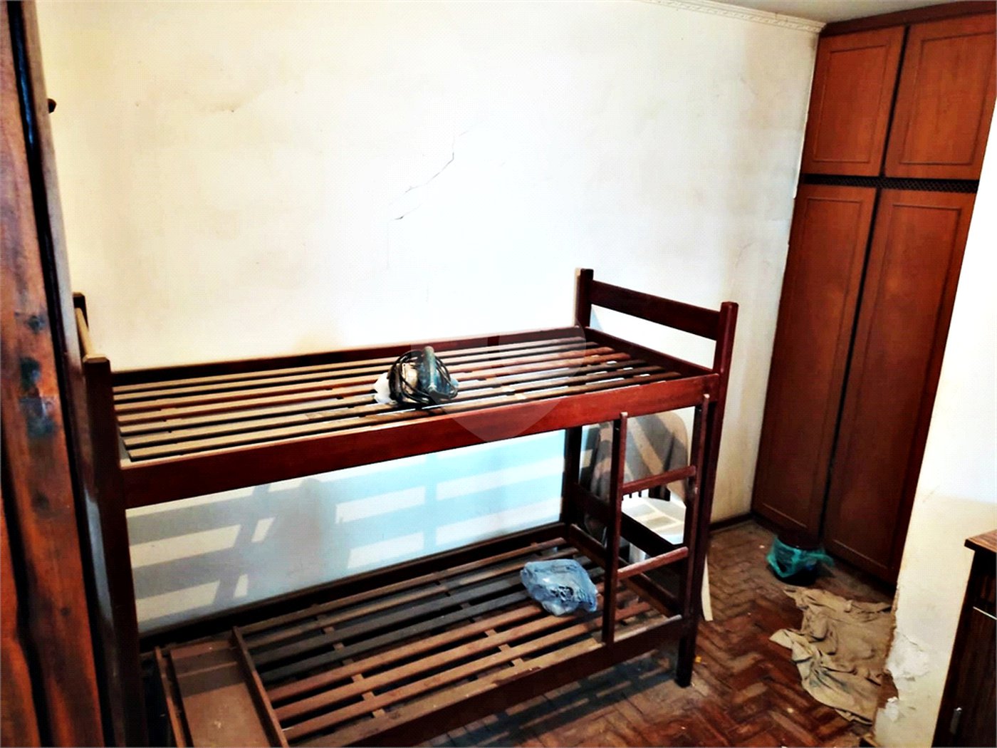 Sobrado à venda com 5 quartos, sendo 2 suítes, em Vila Nova Cachoeirinha, São Paulo, SP