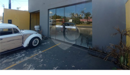 Salão Comercial para alugar em Vila Nastri, Itapetininga, SP
