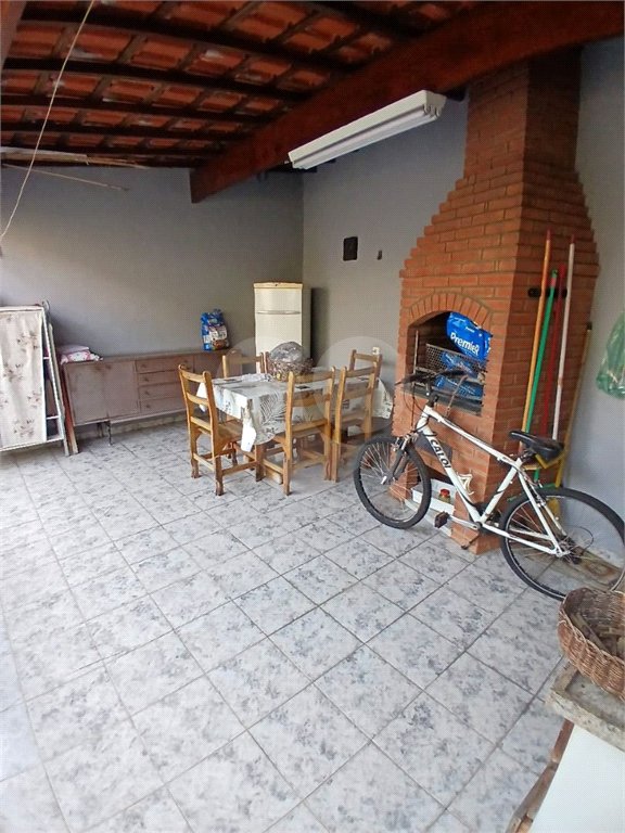 Sobrado à venda com 4 quartos, sendo 2 suítes, em Vila Constança, São Paulo, SP