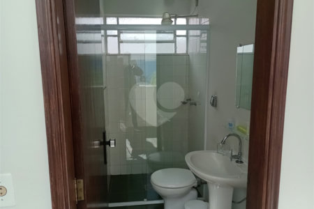 Casa à venda com 4 quartos, sendo 1 suíte, em Vila Rosa, Itapetininga, SP