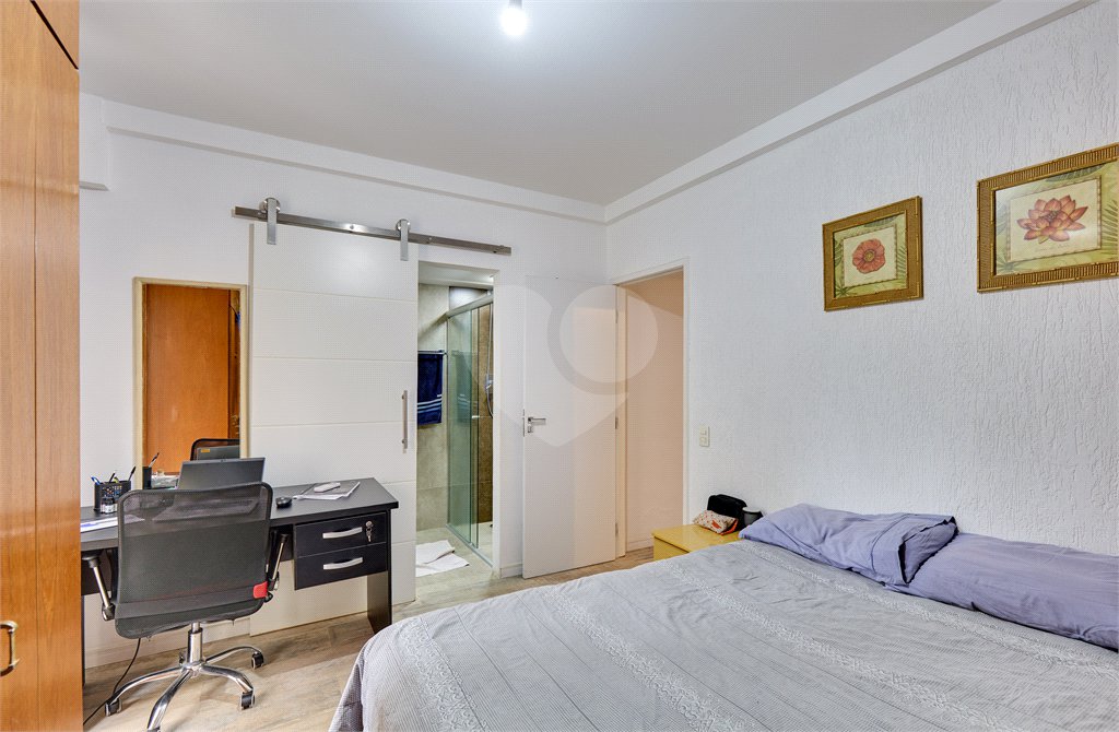 Apartamento à venda com 3 quartos, sendo 1 suíte, em Vila Olímpia, São Paulo, SP