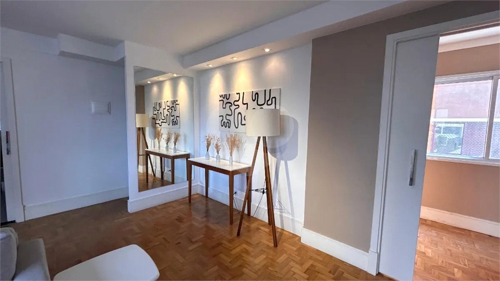 Apartamento à venda com 3 quartos, sendo 1 suíte, em Itaim Bibi, São Paulo, SP