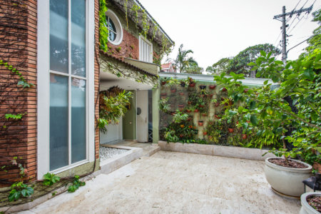 Sobrado à venda com 4 suítes em Alto da Boa Vista, São Paulo, SP