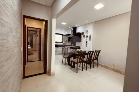 Apartamento para alugar com 1 suíte em Taperapuan, Porto Seguro, BA