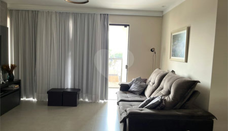Apartamento à venda com 3 suítes em Vila Independência, Sorocaba, SP
