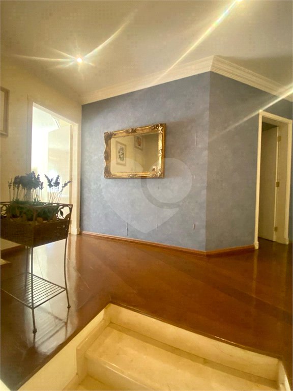 Casa à venda com 4 quartos, sendo 3 suítes, em Jardim Maia, Guarulhos, SP