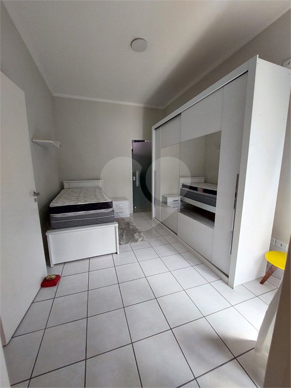 Casa à venda com 3 quartos, sendo 2 suítes, no Centro, Bom Jesus dos Perdões, SP
