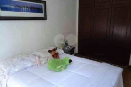 Apartamento à venda com 3 quartos, sendo 1 suíte,  em Pinheiros, São Paulo, SP