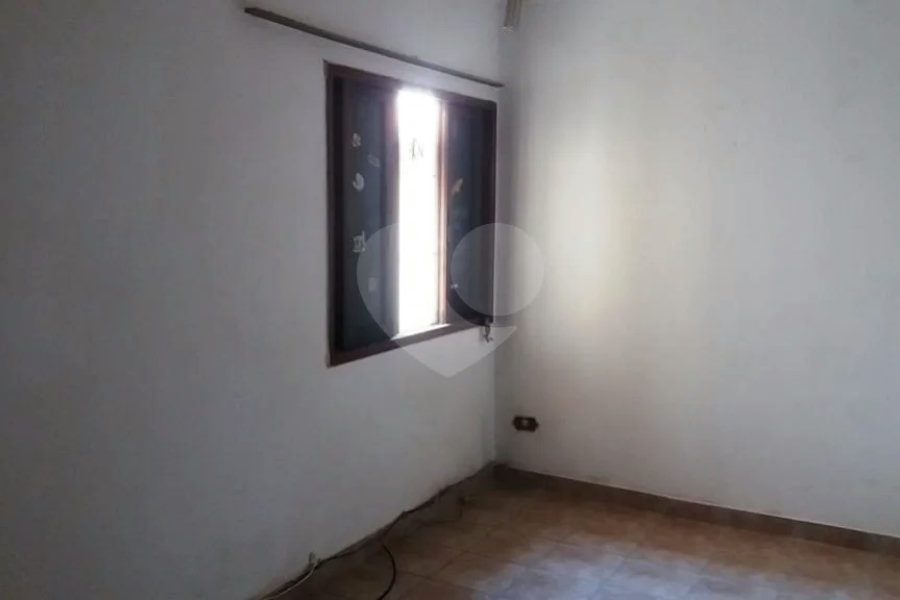 Sobrado à venda com 3 quartos, sendo 1 suíte, em Tremembé, São Paulo, SP