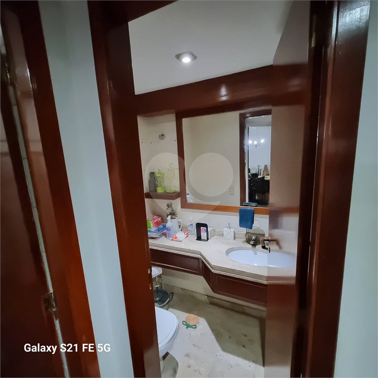 Apartamento à venda com 3 quartos, sendo 1 suíte, em Indianópolis, São Paulo, SP