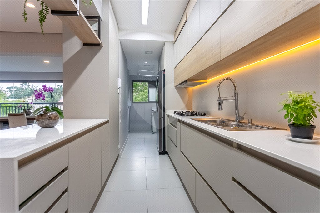 Apartamento à venda com 3 suítes em Jardim Prudência, São Paulo, SP