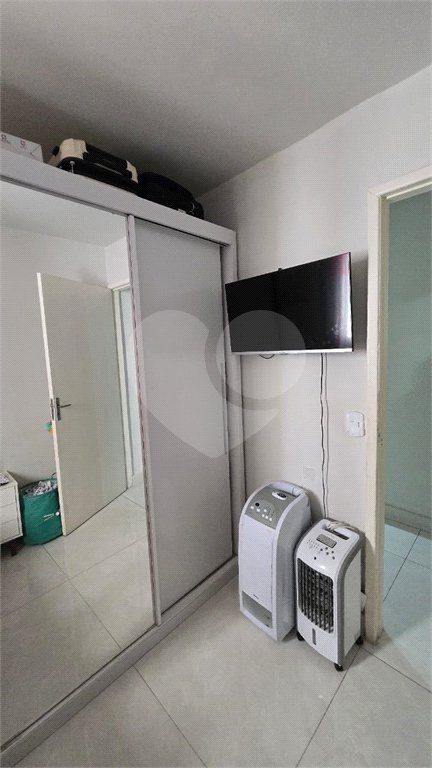 Apartamento com 48 m² localizado na Rua Conselheiro Crispiniano, 125