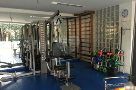 Apartamento reformado de 511m2 à venda com 4 suítes e 3 vagas no Morumbi