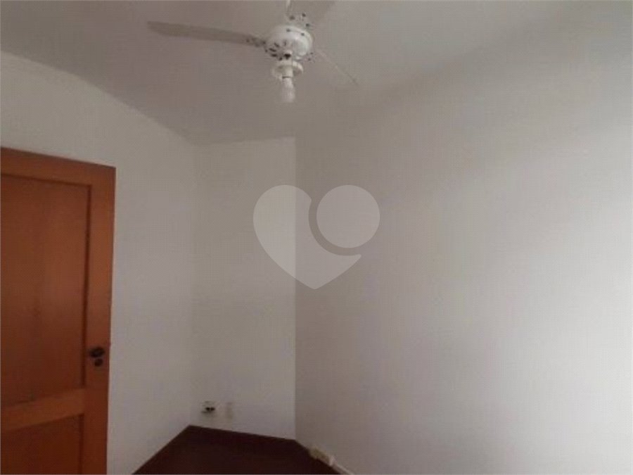 Apartamento à venda com 3 quartos, sendo 1 suíte,  em Lagoa, Rio de Janeiro, RJ