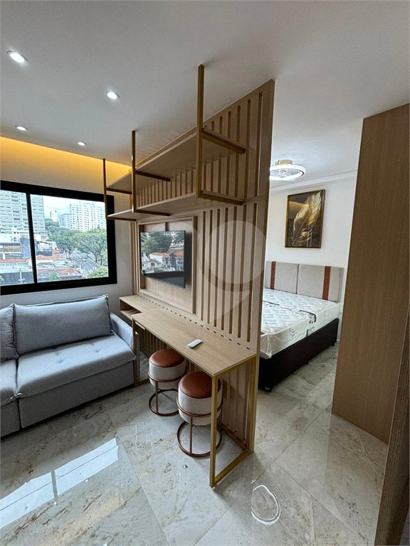 Studio à venda ou para alugar com 1 suíte em Vila Pompéia, São Paulo, SP