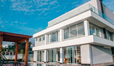 Casa à venda com 4 suítes no condomínio Residencial Saint Charbel, Araçoiaba da Serra - SP