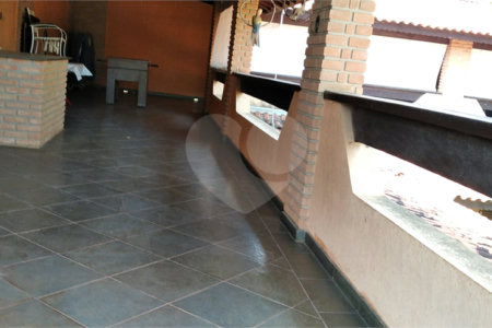 Chácara à venda com 2 quartos no Centro, Araçoiaba da Serra, SP