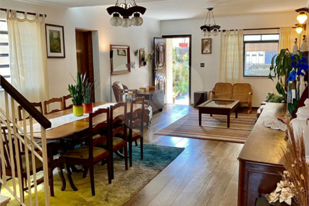 Sobrado à venda com 3 quartos, sendo 1 suíte, em Vila Paulicéia, São Paulo, SP