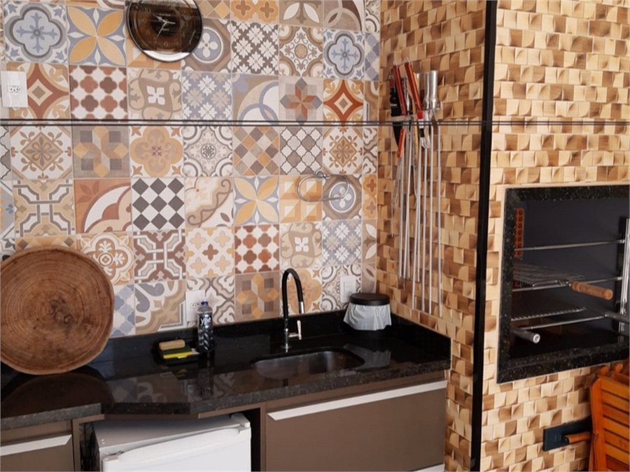 Casa à venda com 3 quartos, sendo 1 suíte, no Centro, Sorocaba, SP