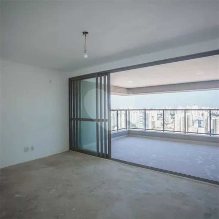 Apartamento à venda com 3 suítes em Vila Mariana, São Paulo, SP