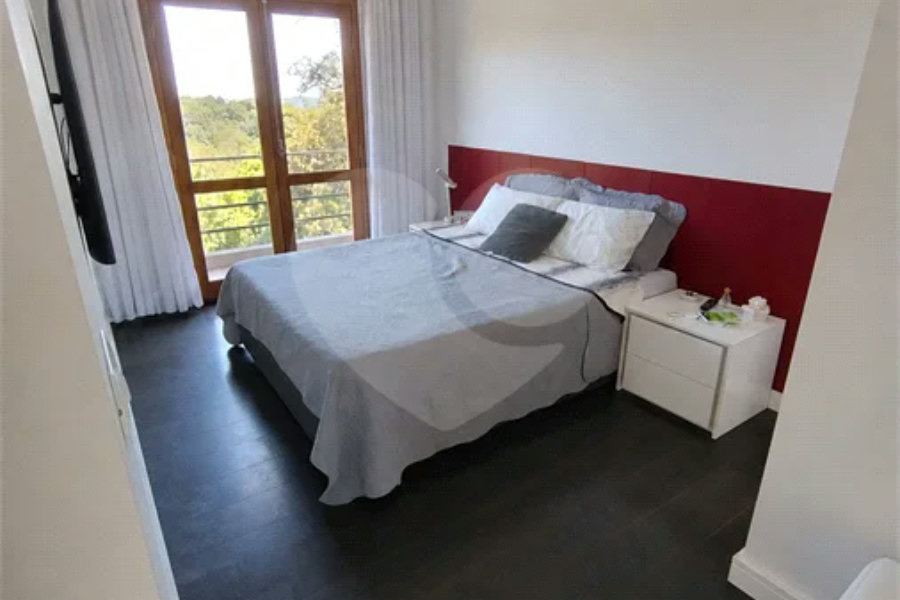 Casa à venda ou para alugar com 3 quartos, sendo 1 suíte, no condomínio Alpes da Cantareira, Mairiporã - SP