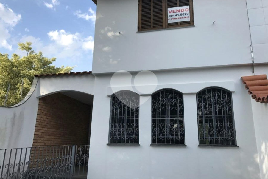 Casa à venda com 3 quartos, sendo 1 suíte,  em Vila Irmãos Arnoni, São Paulo, SP