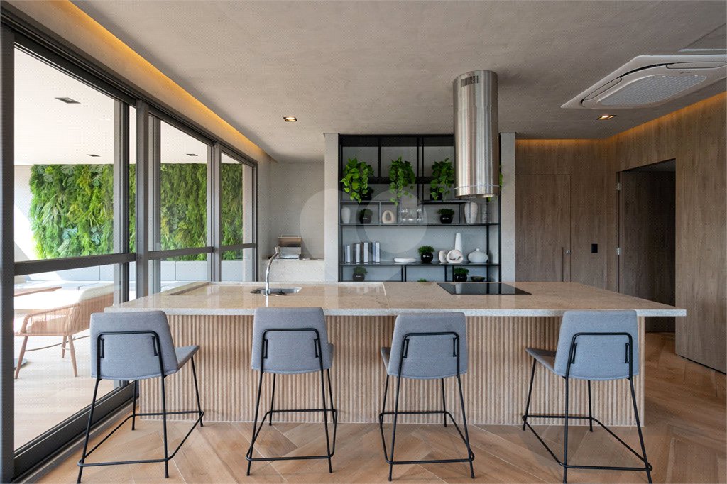 Apartamento à venda com 3 suítes em Vila Clementino, São Paulo, SP