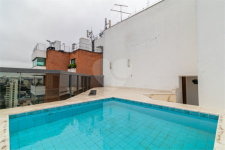 Duplex à venda com 4 quartos, sendo 3 suítes, em Campo Belo, São Paulo, SP