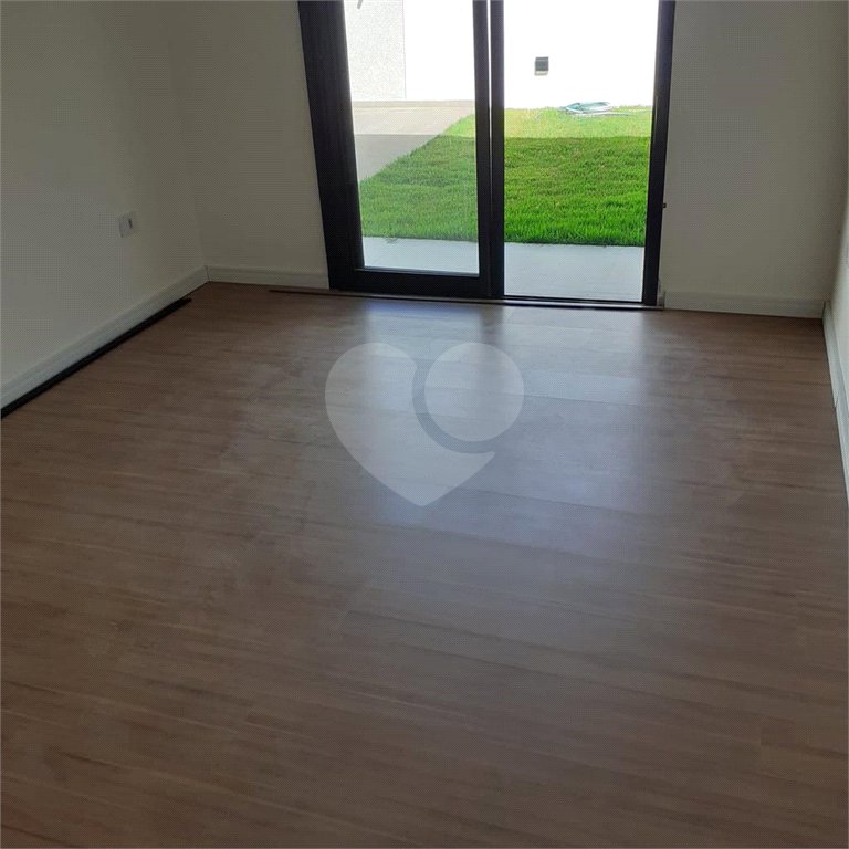 Terreno à venda com 3 suítes no condomínio Residencial Veneza, Mogi das Cruzes - SP