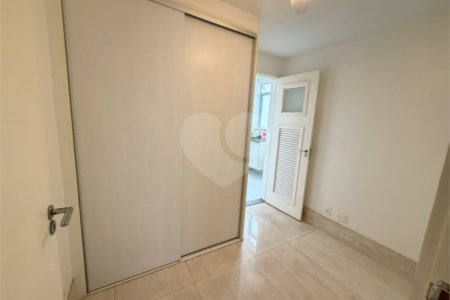 Apartamento à venda com 3 quartos, sendo 1 suíte,  em Tijuca, Rio de Janeiro, RJ