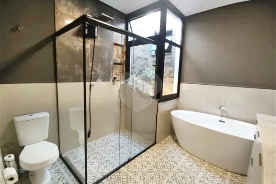 Casa à venda com 3 quartos, sendo 1 suíte,  em Parada Inglesa, São Paulo, SP