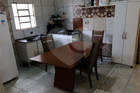 Casa à venda com 3 quartos em Vila Áurea, Ponta Porã, MS