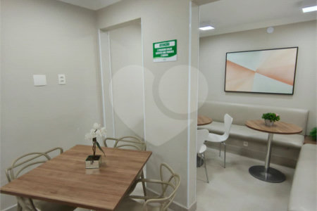 Apartamento com 40m², 2 quartos, para locação no Cambuci