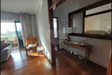 Apartamento à venda com 3 quartos, sendo 1 suíte, no Centro, Araraquara, SP