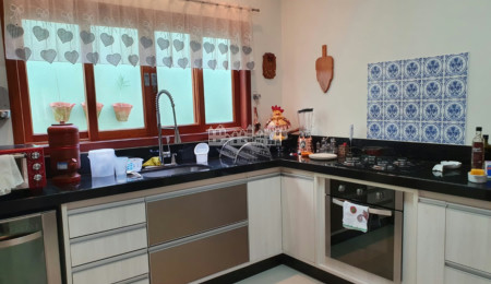 Casa para locação no Jardim Paulista – um refúgio com vista deslumbrante em Atibaia
