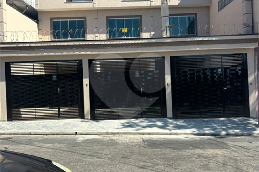 Sobrado à venda com 2 suítes em Vila Rica, São Paulo, SP