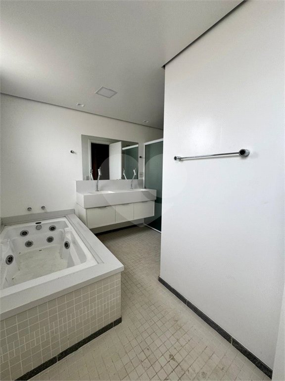 Apartamento à venda ou para alugar com 4 suítes em Fazenda São Quirino, Campinas, SP