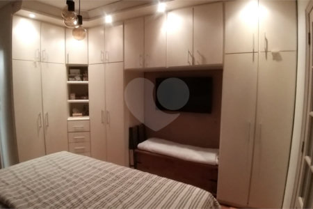 Sobrado à venda com 2 quartos em Vila Gumercindo, São Paulo, SP