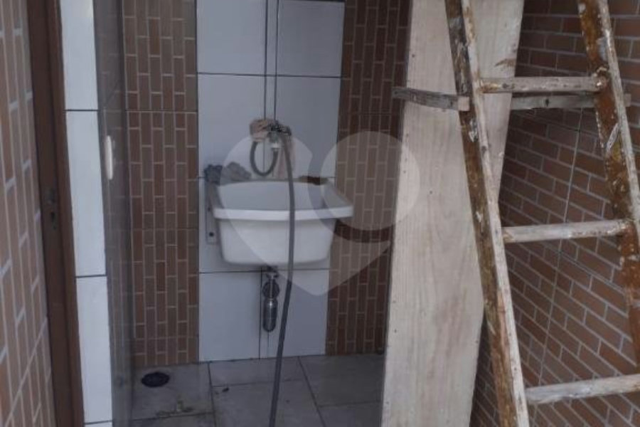 Sobrado à venda com 2 quartos em Tremembé, São Paulo, SP