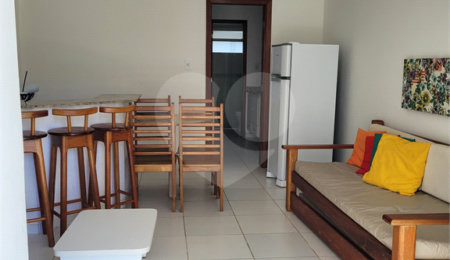 Apartamento à venda com 1 suíte em Taperapuan, Porto Seguro, BA