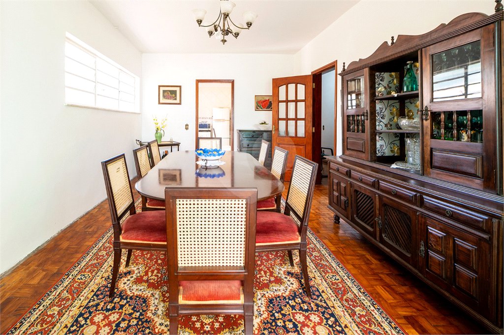 Casa Térrea à venda com 4 quartos, sendo 1 suíte, em Jardim Marajoara, São Paulo, SP