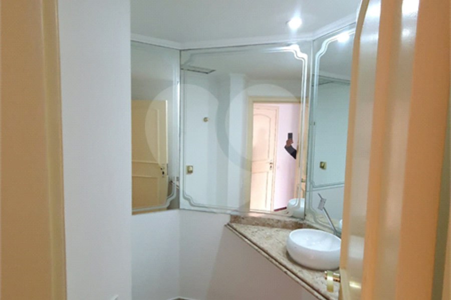 Apartamento à venda com 4 quartos, sendo 2 suítes, em Anália Franco, São Paulo, SP
