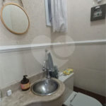 Casa à venda com 3 quartos, sendo 1 suíte, no condomínio Santanna, São Paulo - SP