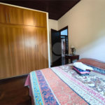 Casa à venda com 4 quartos, sendo 2 suítes, em Jardim Santa Bárbara, Atibaia, SP