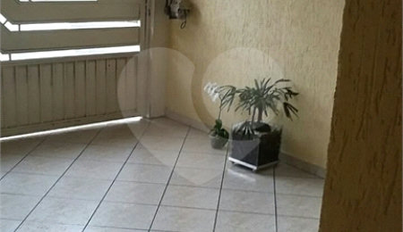 Sobrado à venda com 3 quartos, sendo 1 suíte,  em Vila Guilherme, São Paulo, SP