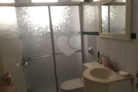 Casa à venda com 5 quartos em Parque Vitória, São Paulo, SP