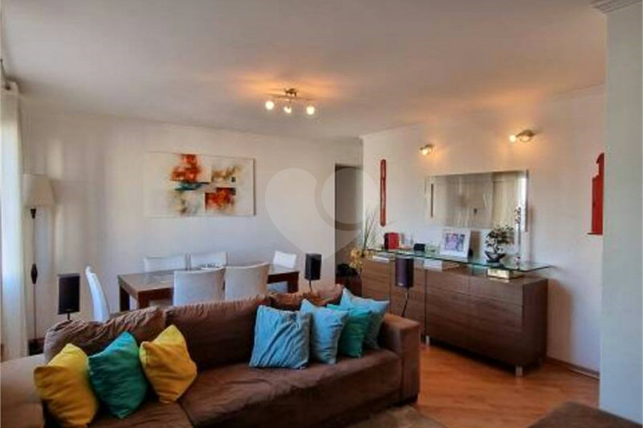 Apartamento à venda com 3 quartos, sendo 1 suíte, em Vila Mariana, São Paulo, SP
