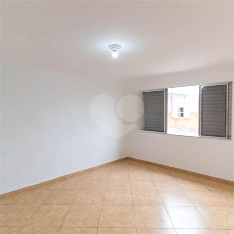 Casa à venda com 4 quartos, sendo 2 suítes, em Vila Buenos Aires, São Paulo, SP